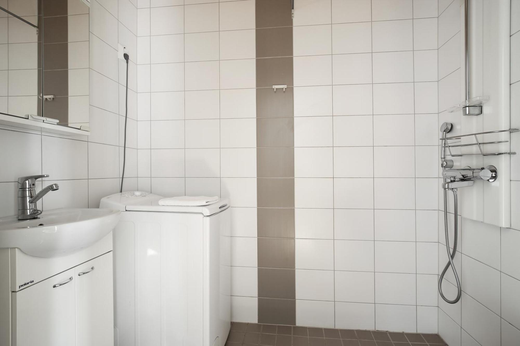 Kotimaailma Kamppi - 3br In The Center With Key Code * Helsinki